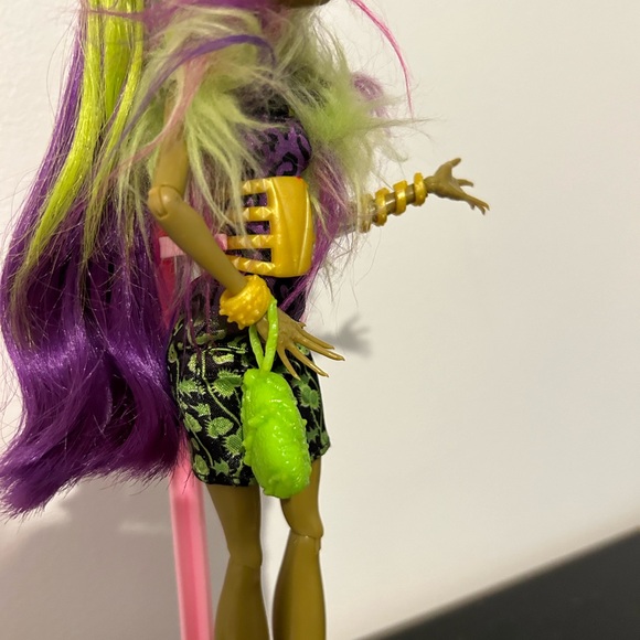 Monster High Doll Freaky Fusion Clawvenus (G1) - Picture 5 of 5